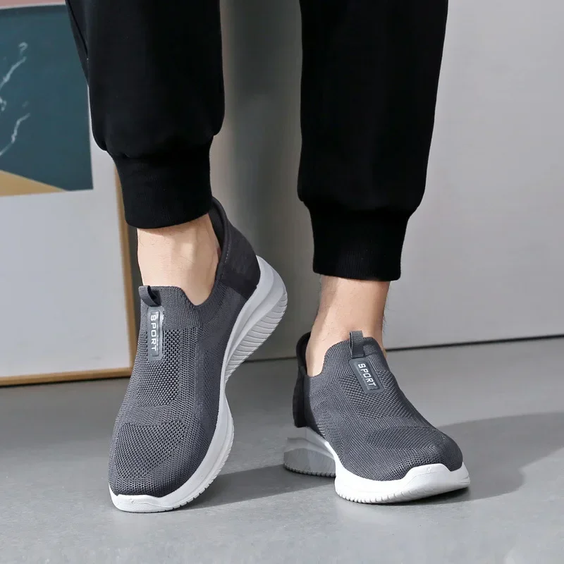 2024 Autumn New Sports Shoes Men's Soft soled Comfortable Breathable Single Shoes Casual Fashion Single Shoes One Step Stepping