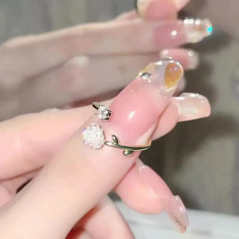 

Ring Sparkling Thorn Mountain Camellia Ring Female Fragrance Wind Sweet Shore Blossom Mouth Finger Ring Christmas Gift Ring