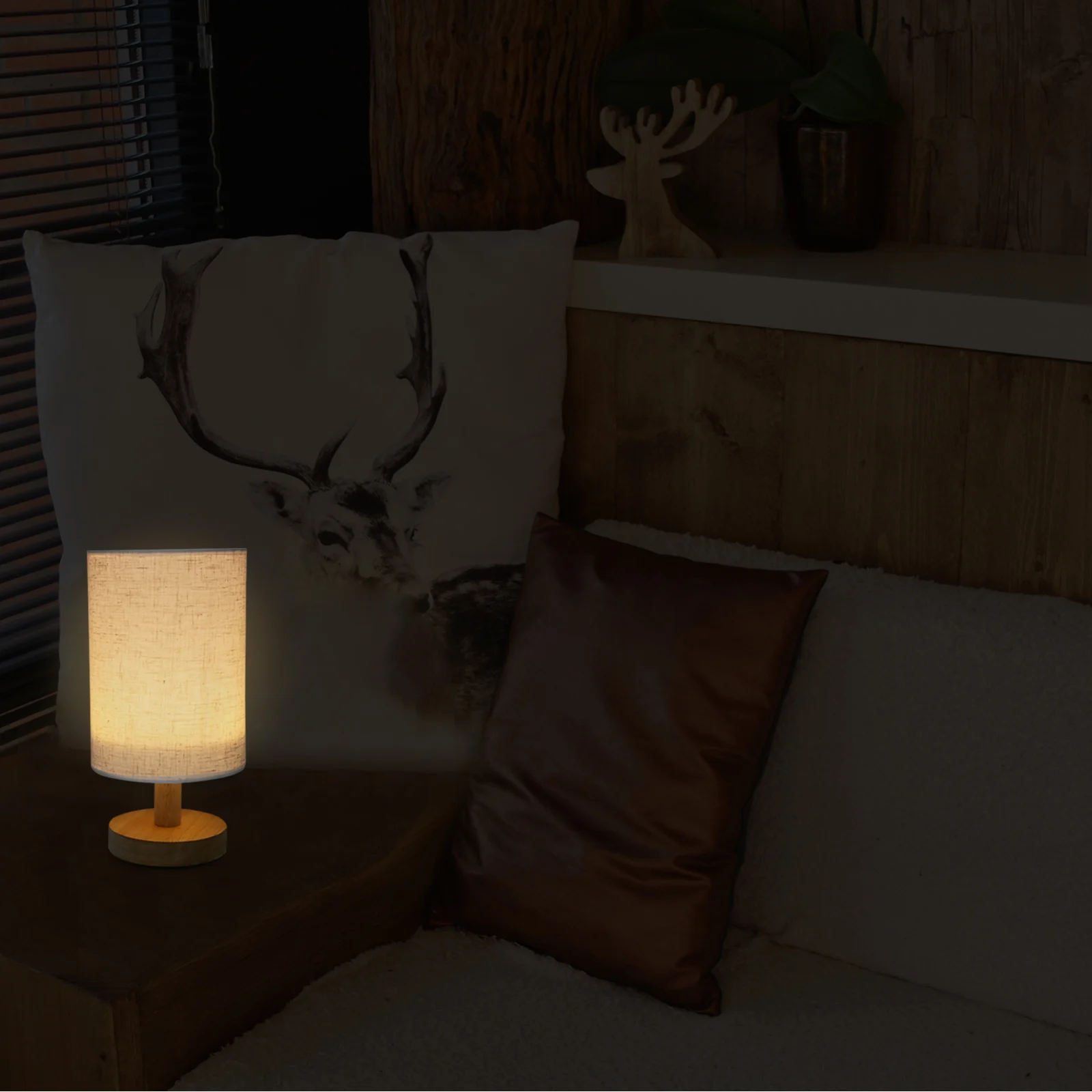 

2pcs Original Wood Table Lamp Small Nightstand Lamp For Bedroom Nordic Style Handcrafted Flower Design Warm Led Light Vintage