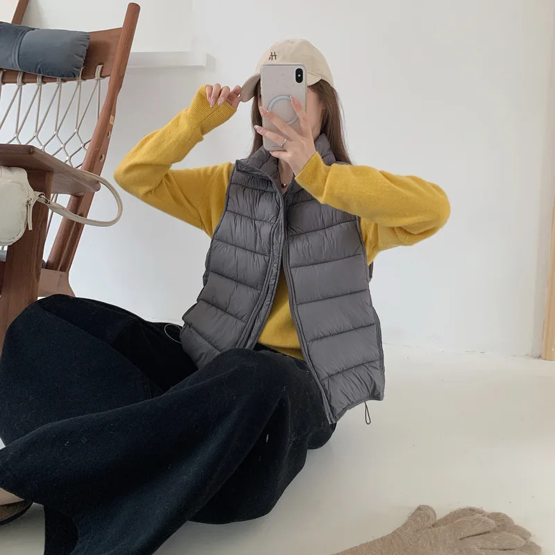 Quilted Puffer Vest Women Lightweight Stand Collar Zip Up Sleeveless Padded Gilet Short Thermal Windproof Layering Outerwear Top