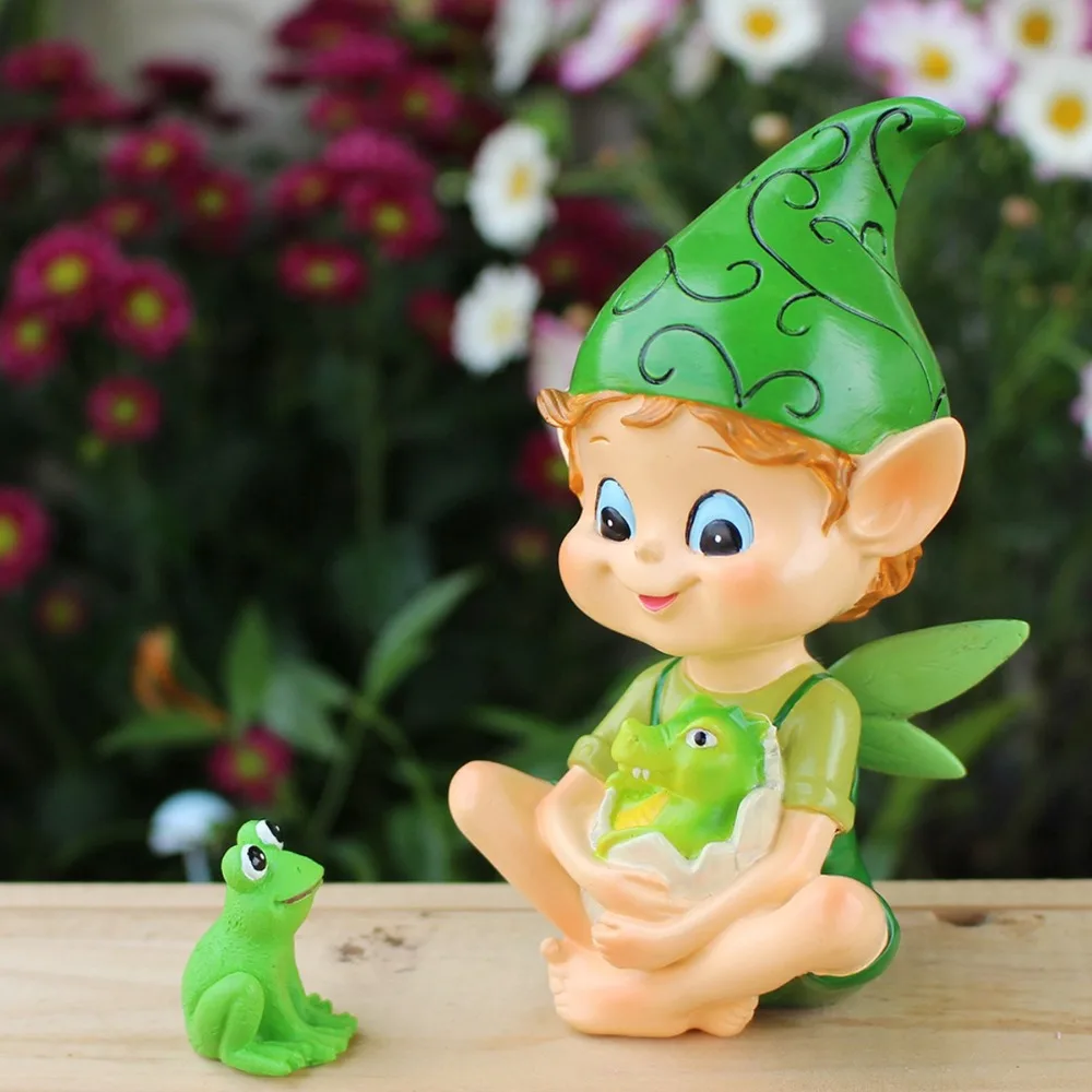 

Durable Cartoon Elf Frog Statue Resin Crafts Funny Garden Elf Decor Handmade Frog Figurine Courtyard Patio Decor