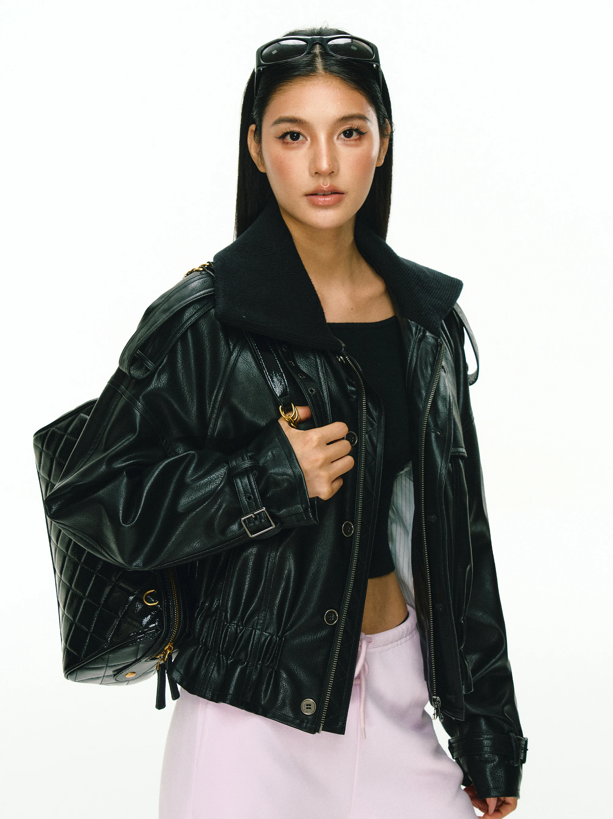 เสื้อโค้ทหนังวินเทจทรงตรงสำหรับผู้หญิง รุ่นใหม่ล่าสุดจาก Ariseism  วัสดุ PU สีต่างๆ  ติดซิป