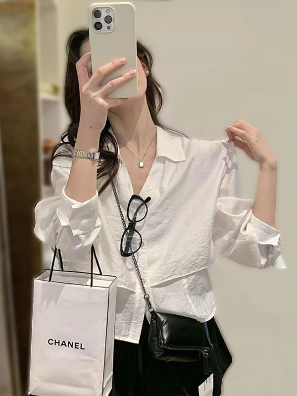 

Korean Sle Ele Simple Collar ort irt Lightweight Breathable Outerwear Spring Summer Loose Fit Button Detail