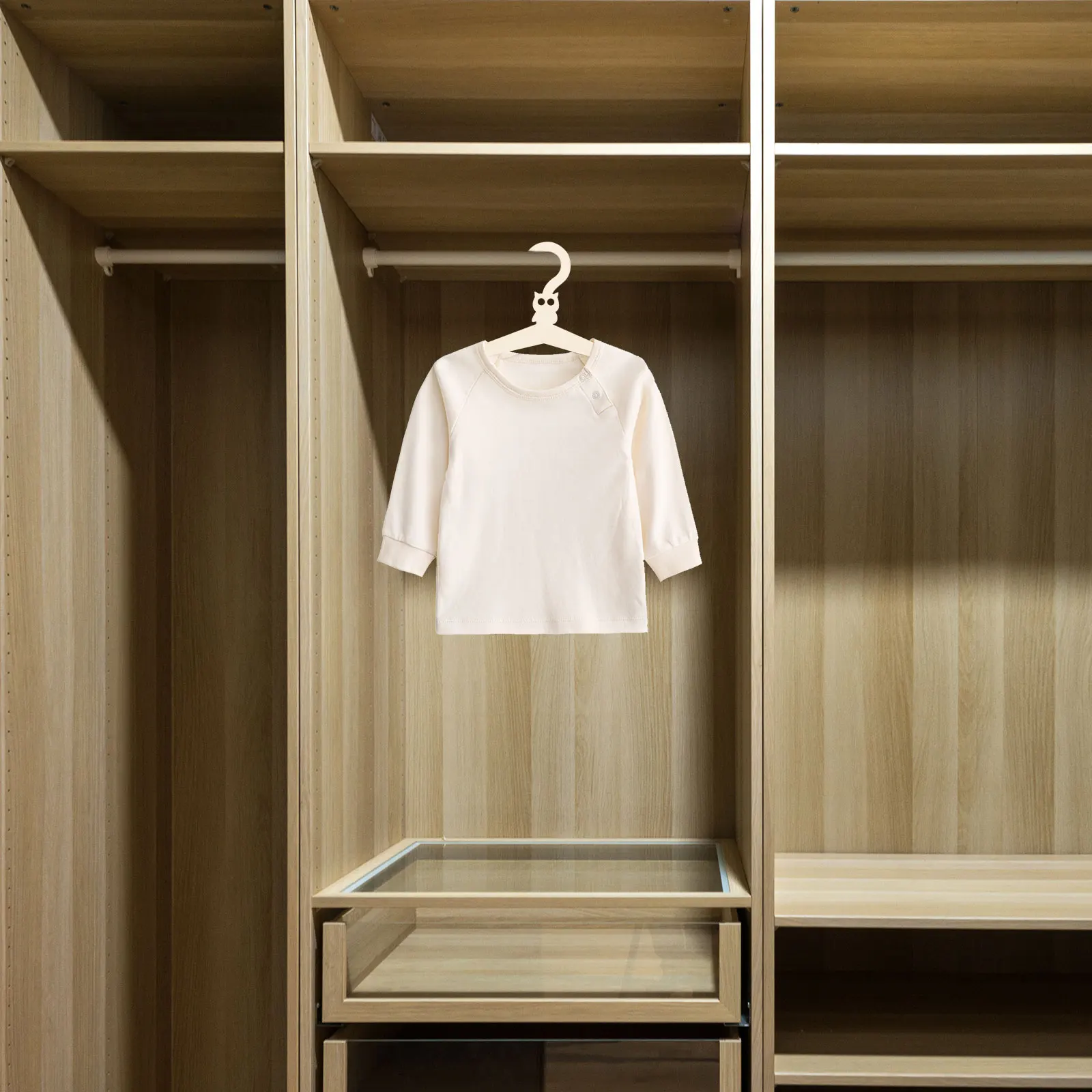 

5Pcs Kids Baby Cartoon Animal Wooden Hangers Clothes Organizer DIY Nursery Closet Clothes Hangers Wooden Hanger