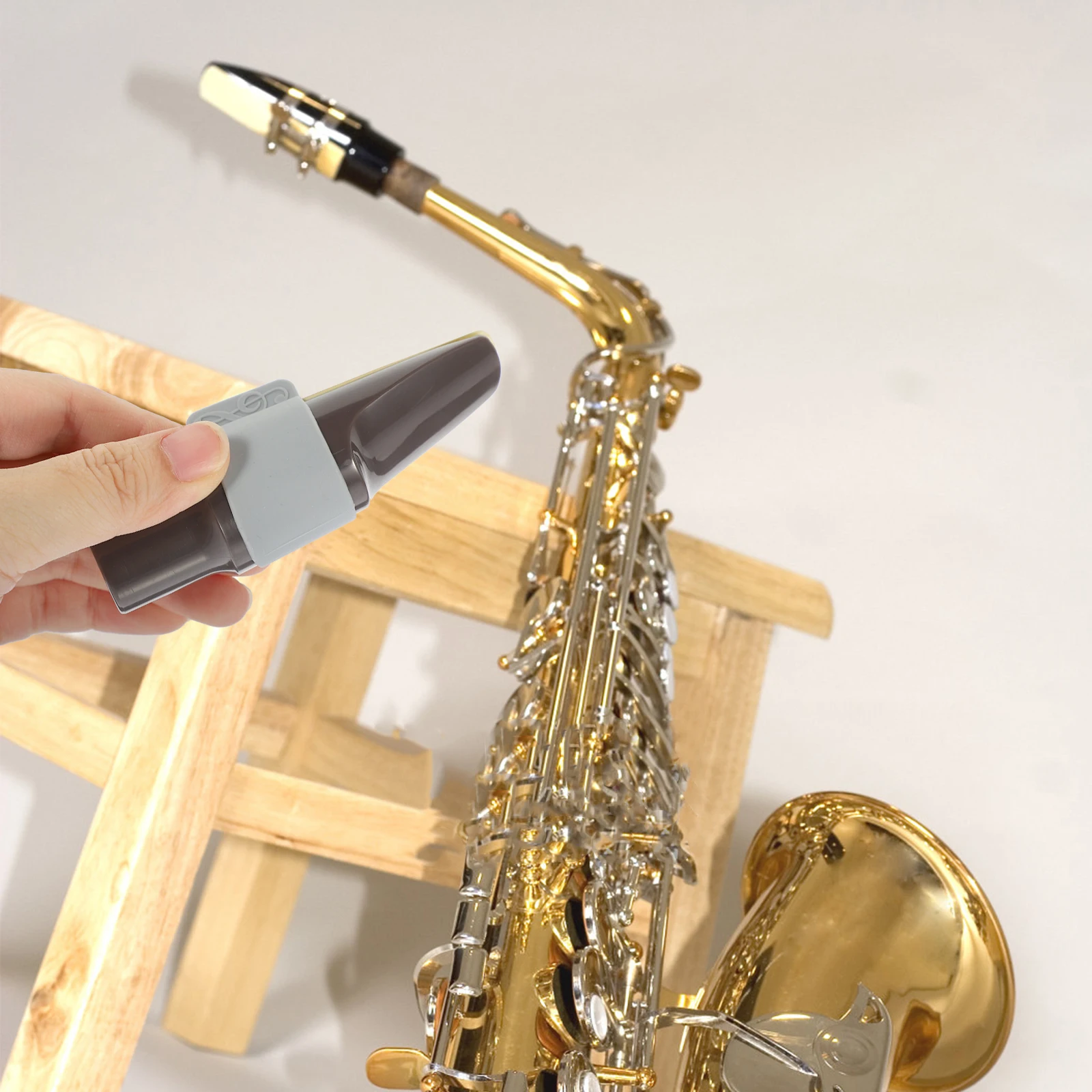 

Alto Saxophone Mouthpiece Clamp Blue Purple Silicone Cap Accessory Parts Kit Supplies Instrument Accessories Music