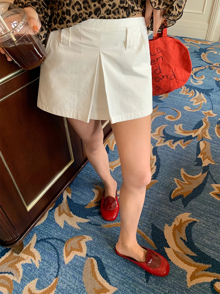 

White Short Pants Women's Spring Summer New Design Small Audience Casual Cotton Shorts Natural Waist Asymmetric Folded Hem