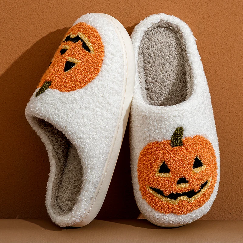 SHAJI Klassische Kürbis-Halloween-Plüsch-Baumwollpantoffeln Unisex Herbst Winter Warme TPR-Sohle Rutschfeste Hausschuhe für drinnen – Detail 4