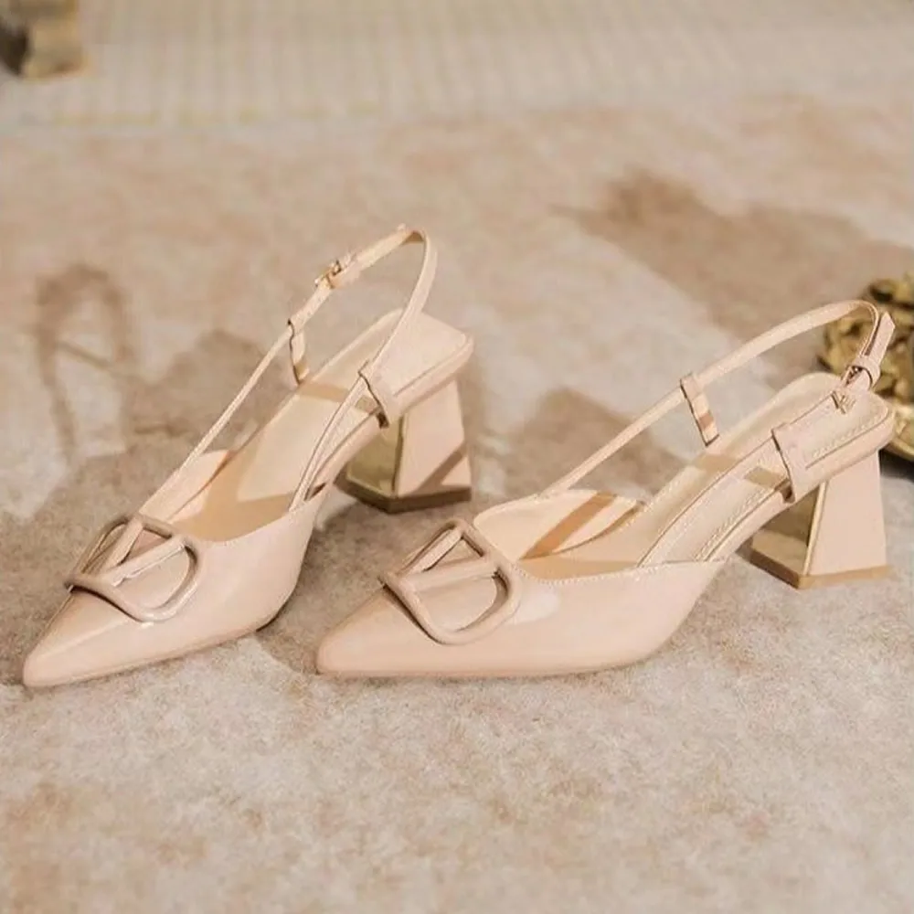 موضة الصلبة رقيقة الكعوب الصنادل للنساء جديد Hot البيع الصيف عادية ميد كعب أحذية السيدات سطر واحد مشبك الصنادل النسائية #3