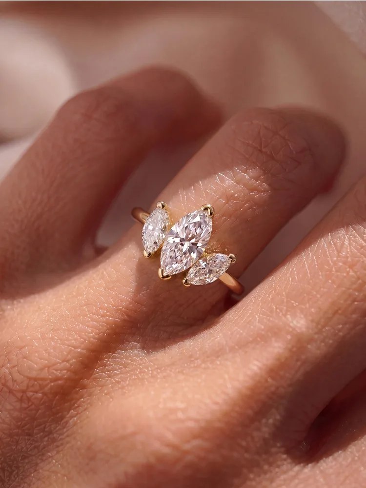 Klassische Schlichtheit 925 Sterling Silber Drei-Marquise-Zirkon-Ring für Damen Verlobung Hochzeit Luxus Hochwertiger Edel-Schmuck – Detail 2