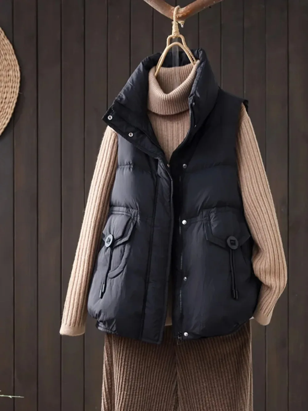 2024 New Winter Autumn Women Coat Warm Down Vest Casual Fashion Looser Waistcoat 90% White Duck Down Gilet Female Puffer Jacket