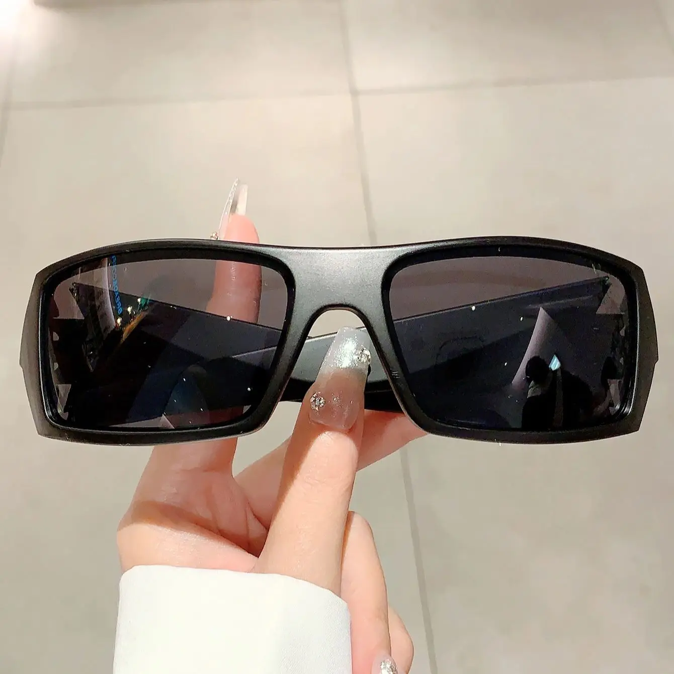 KAMMPT Y2k Punk Sunglasses Cool for Women Luxury Men Outdoor Sports Fashion Wrapped Round Trend Brand Design Shade Eyewear