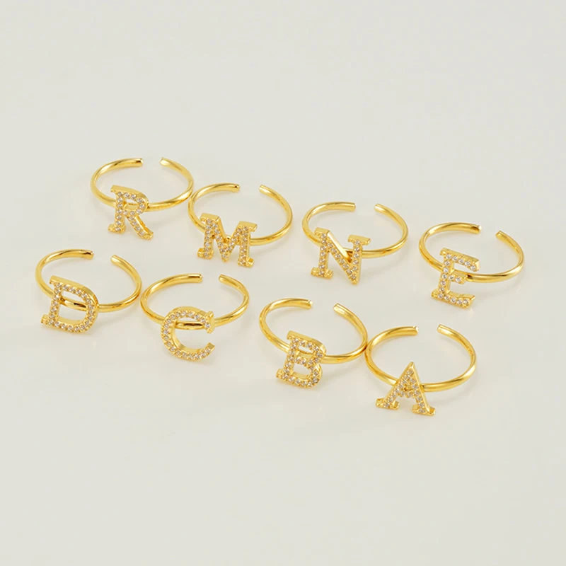 

10 шт., модные персонализированные позолоченные кольца из нержавеющей стали с буквами и хрустальными бусинами, открытые регулируемые кольца для женщин