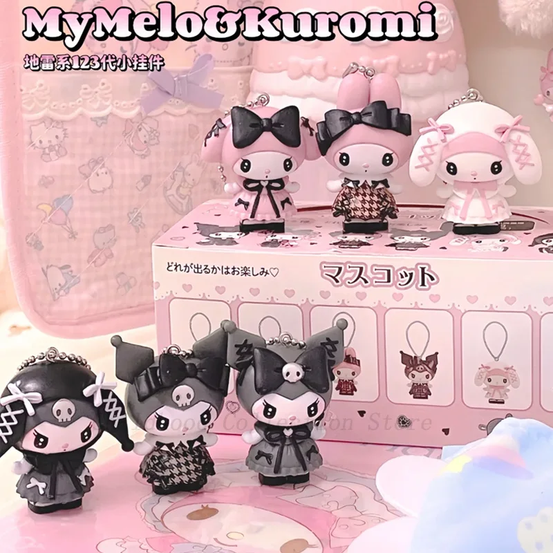 Figuras de acción Kawaii Kuromi Melody para niños, juguetes de Anime, adornos de escritorio, modelo de colección, llavero, regalo para Halloween