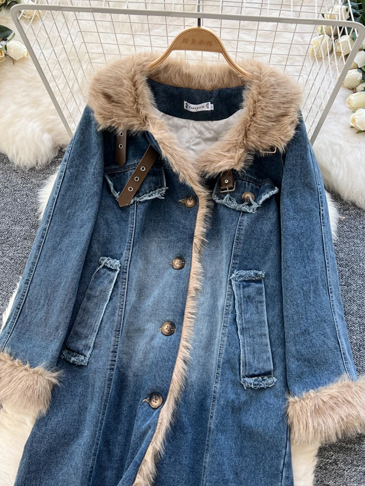 EWQ Streetwear Patchwork Fur Denim Coat Women's 2024 Winter New Lapel Long Sleeves Block Color Mid Length Elegant Coats 27X1734