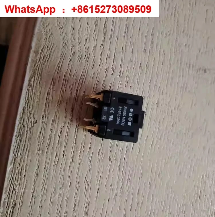 

51-972.036A brand new original imported button switch contact