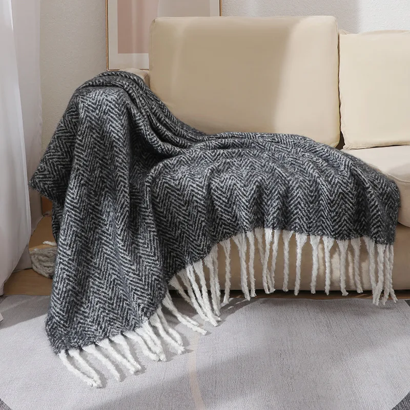 

European and American Style Solid Sofa Blanket Napping Air Conditioning Blanket Towel with Tassels Super Soft Cozy Shawl Cushion