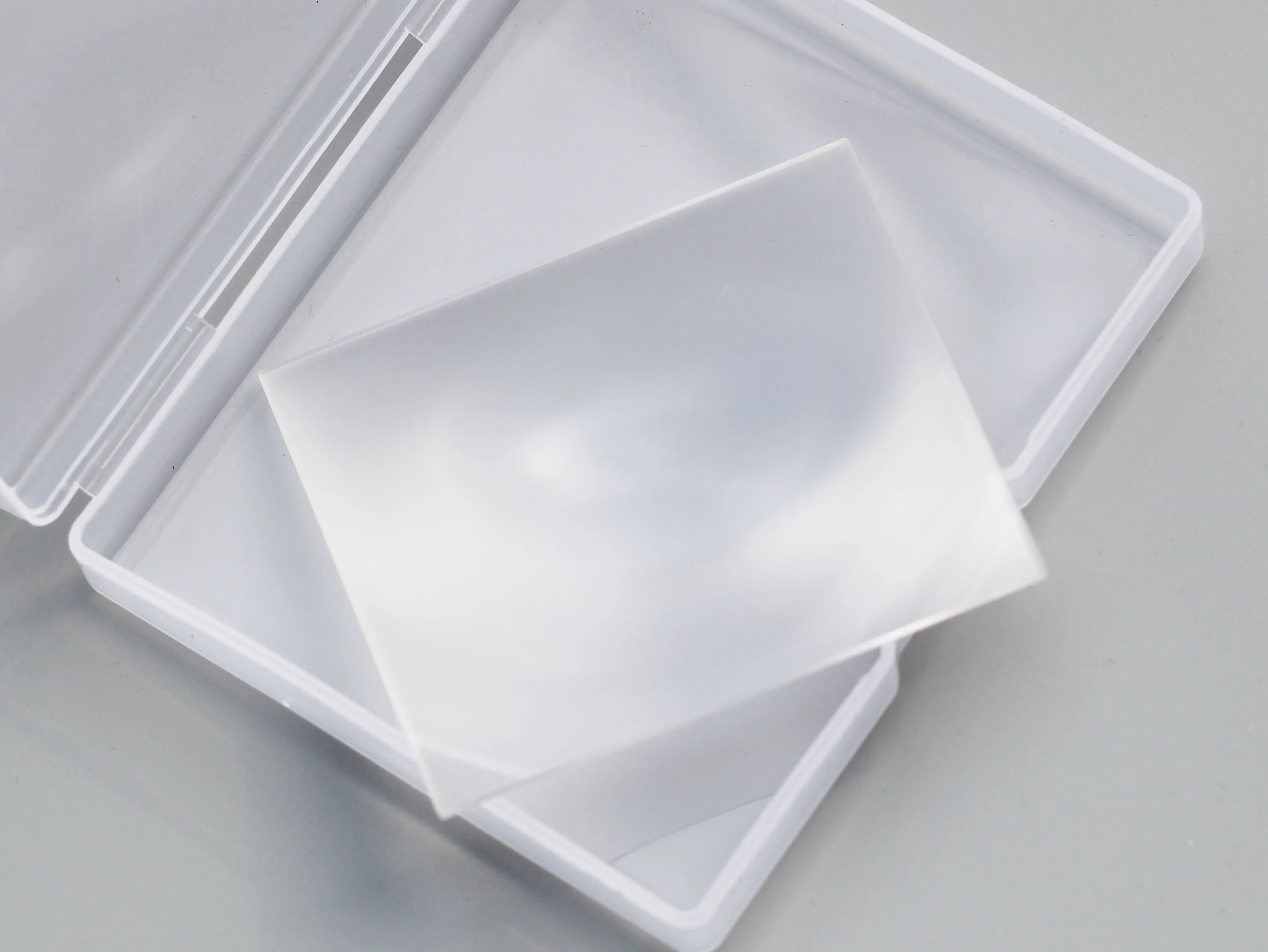 

Bright Focusing Screen for Rolleiflex 2.8F 2.8E2 3.5F 3.5T ROLLEICORD VB 64*68mm with grid