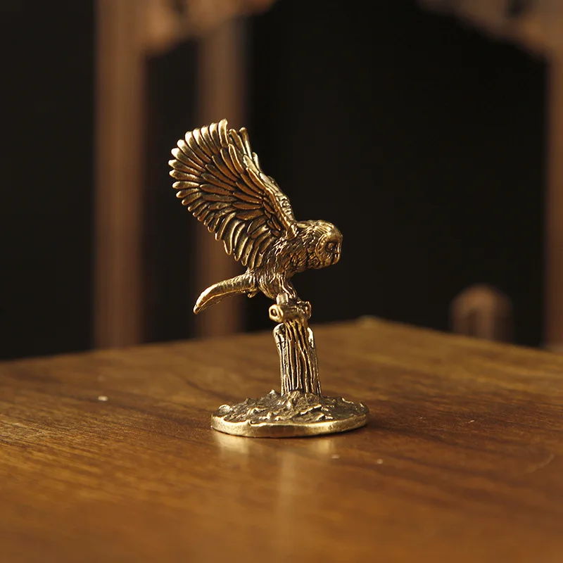 Retro Brass Owl Spreading Wings Miniature Figurines Brass Animal Figurine Ornament Home Office Desktop Decoration Decoration
