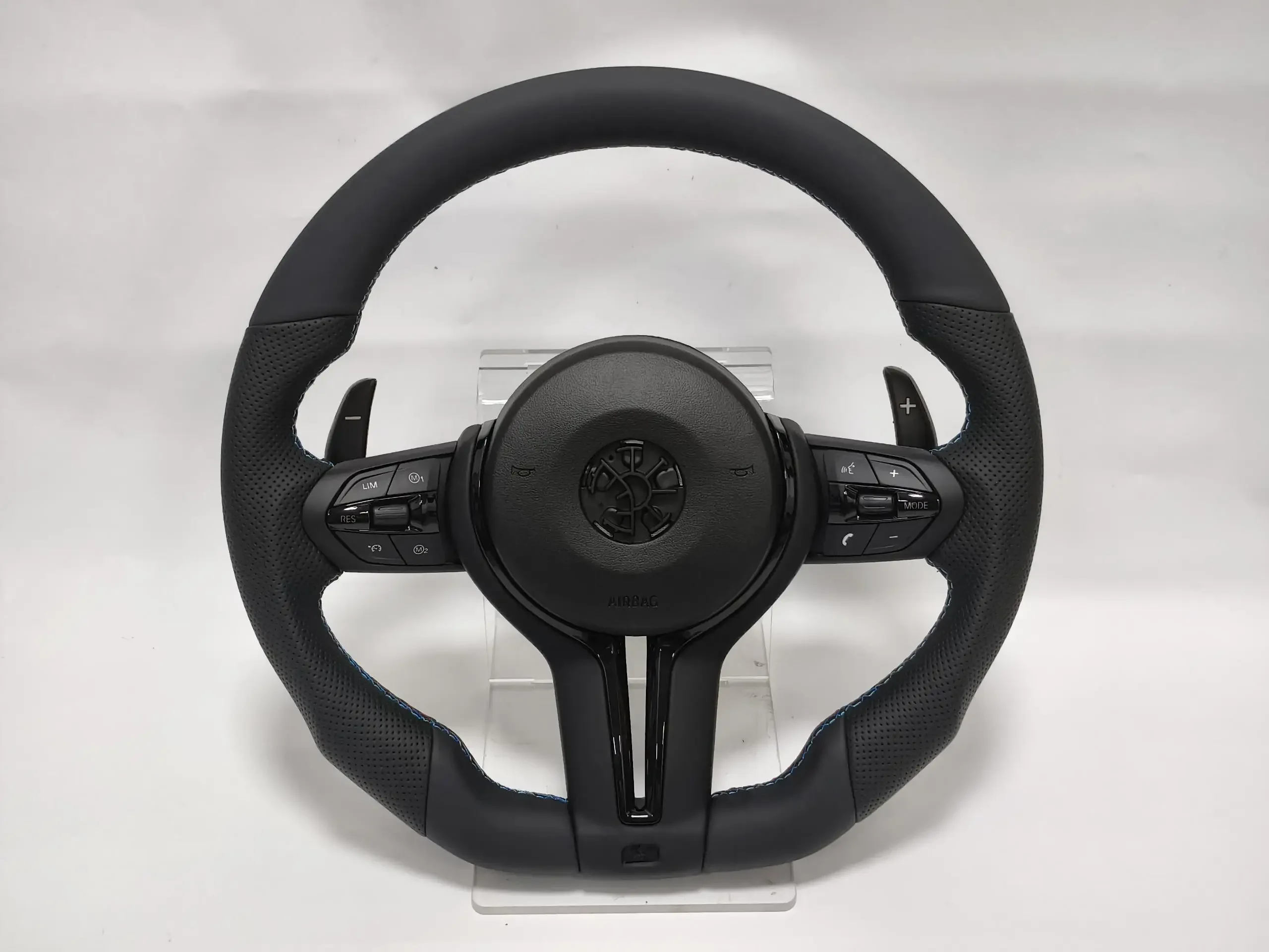 2026 Geperforeerd Lederen Sportstuurwiel Antislip Ergonomisch Racing Design Interieur Upgrade Vervanging voor F30 F20 F48 F80 F25 E87 E70 F01 F10