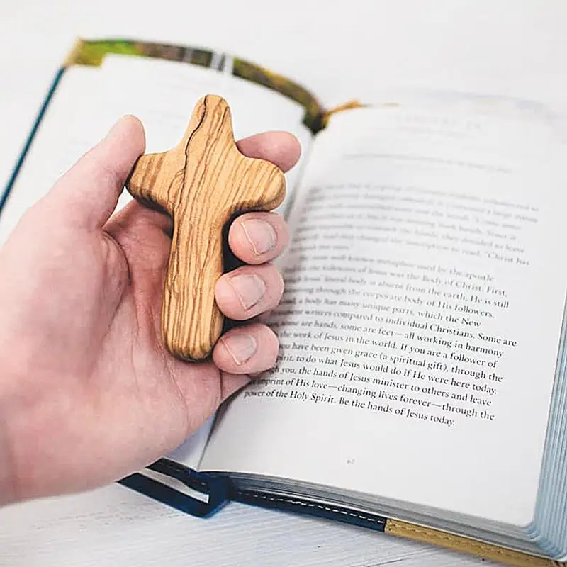 Handheld Wooded Cross Pocket Prayer Comfort Holding Crosses Christian Church Gift Olive Wood Pocket Small Wooden Crosseses