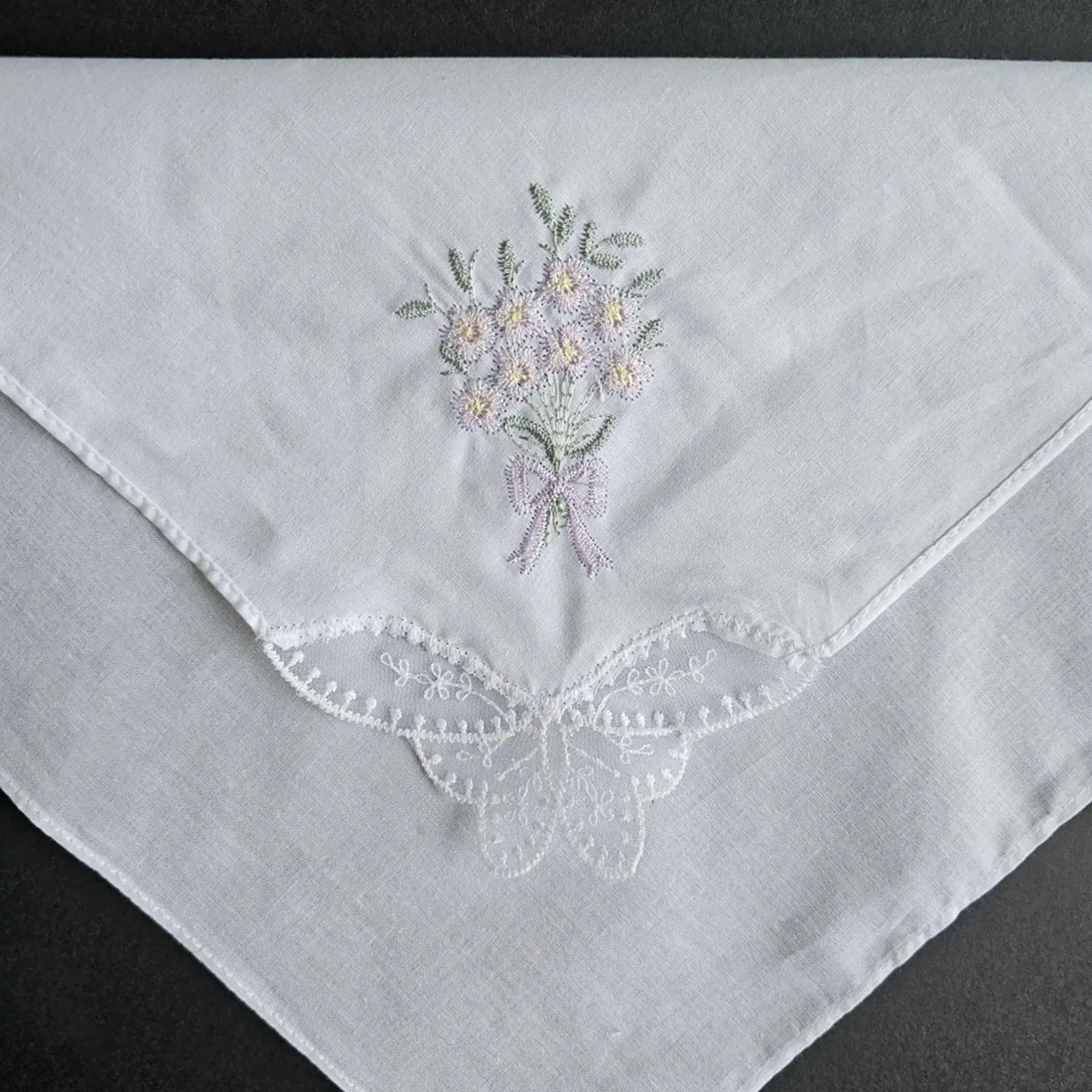 ผ้าเช็ดหน้าผ้าฝ้ายปักลาย 6 ผืน ผ้าเช็ดหน้าลายดอกไม้ปักสำหรับเป็นของขวัญ