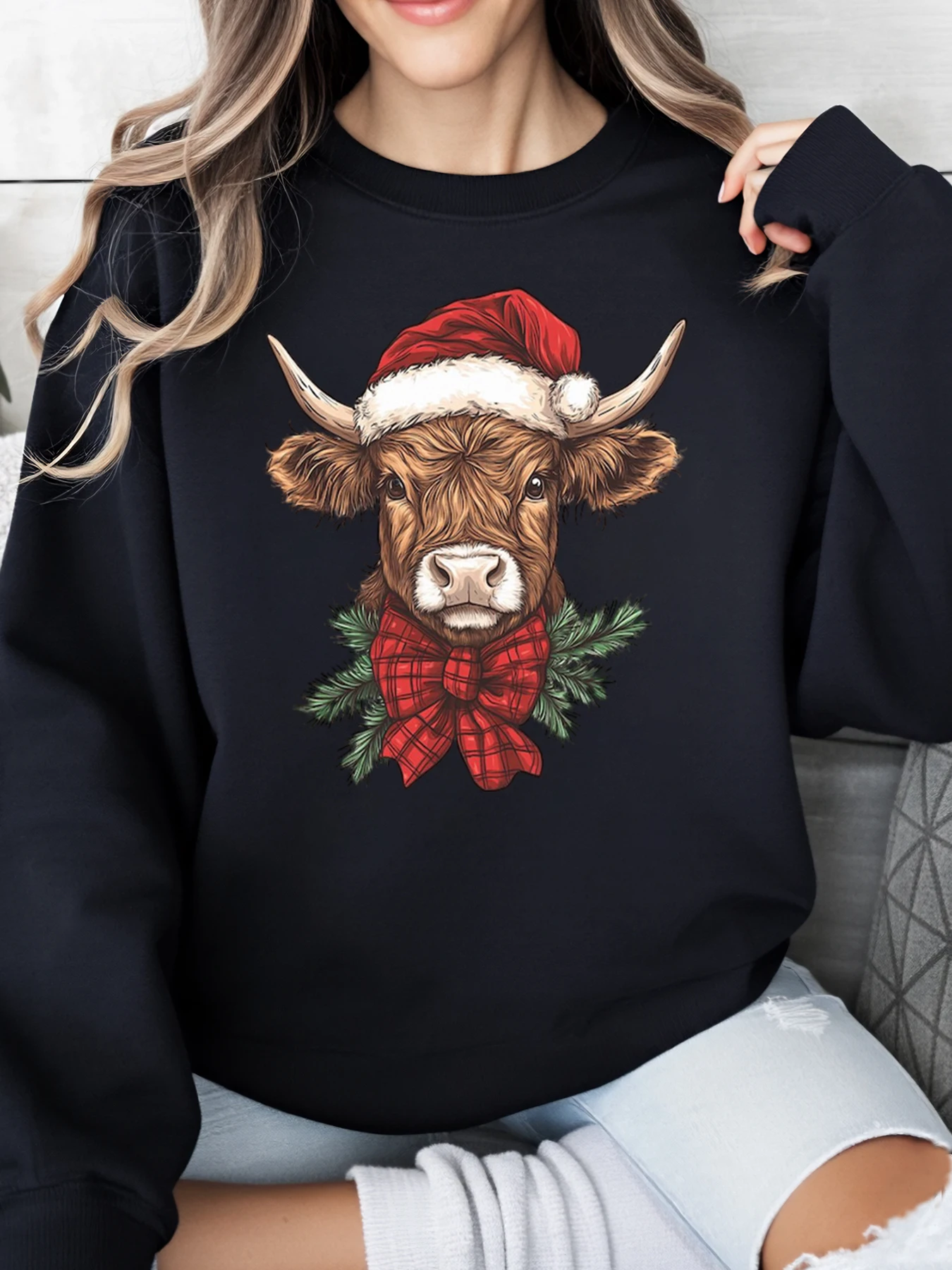 

Рождественский бык, шляпа Санты, клетчатый свитер с бантом, женский праздничный наряд, черный, больших размеров