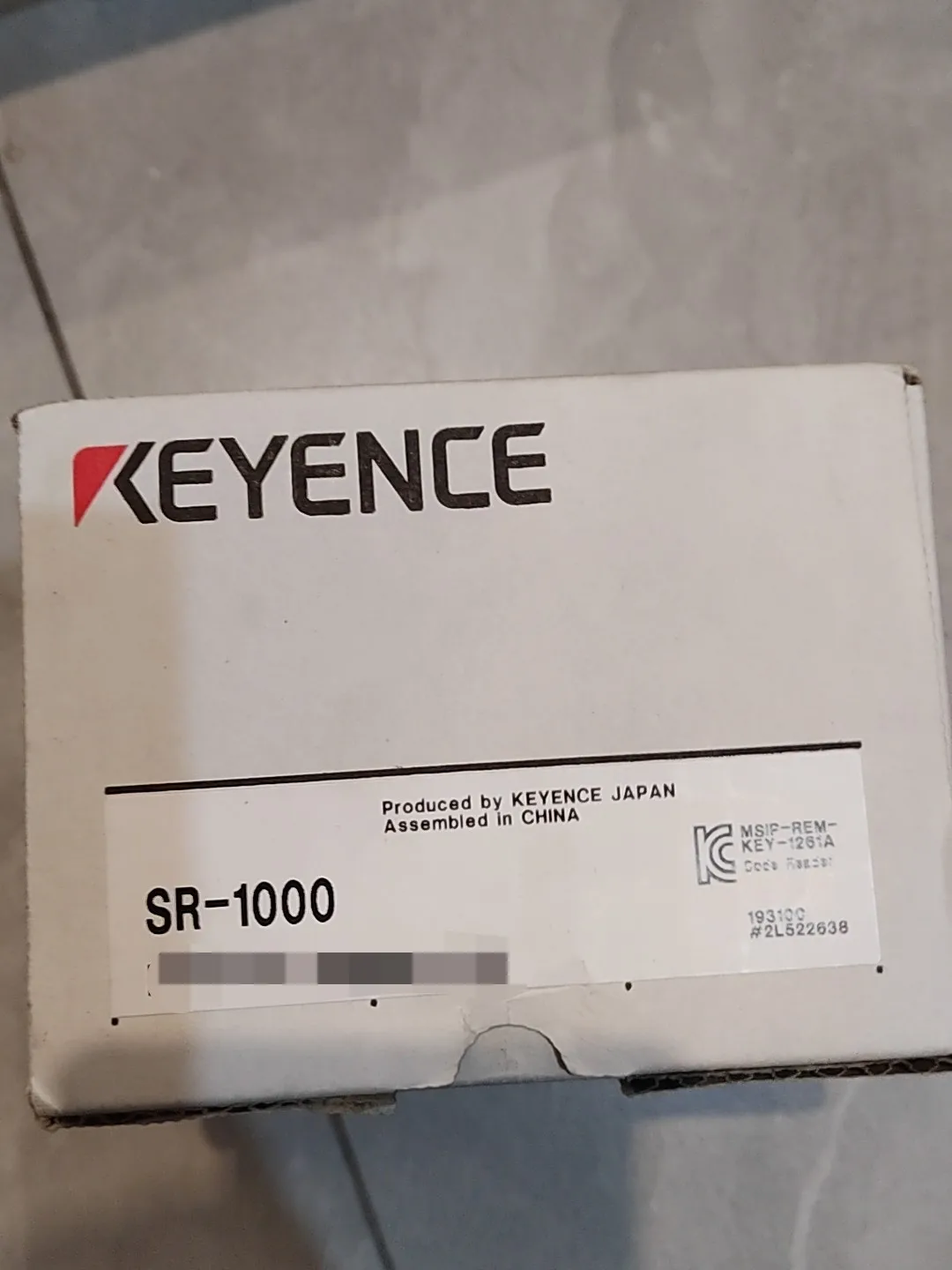 KEYENCE SR-1000 Code Scanner