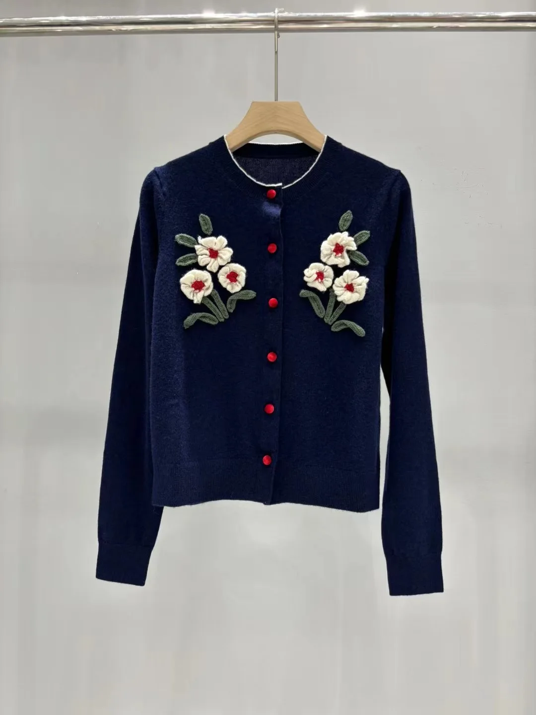 

3D вязаный крючком шерстяной кардиган: элегантный женский вязаный свитер с круглым вырезом и длинными рукавами, новинка зимы 2025 года