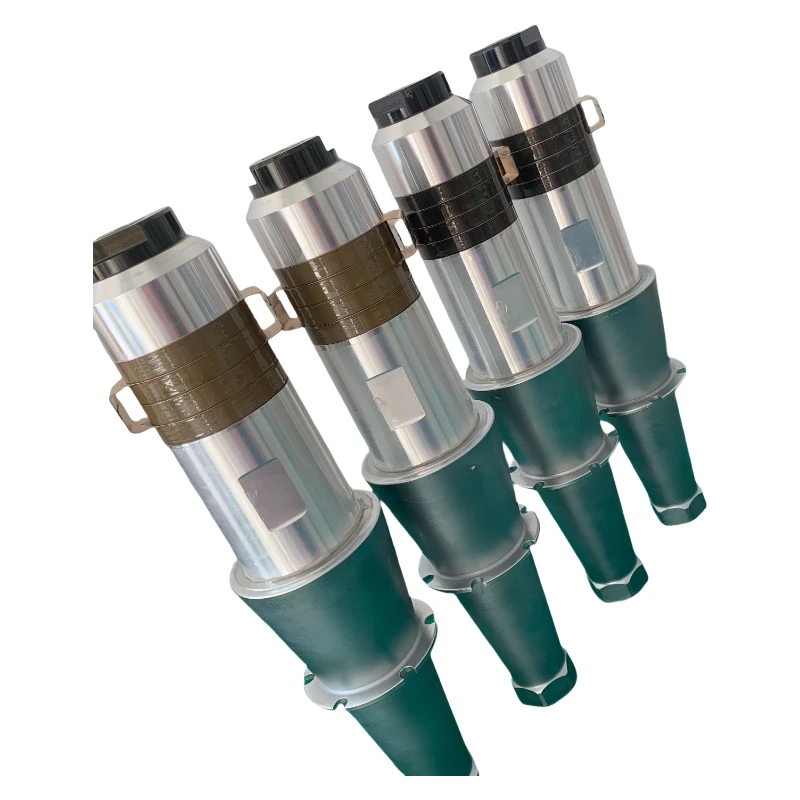 Ультразвуковой датчик датчика 15 кГц 2600 Вт для сварки пластика