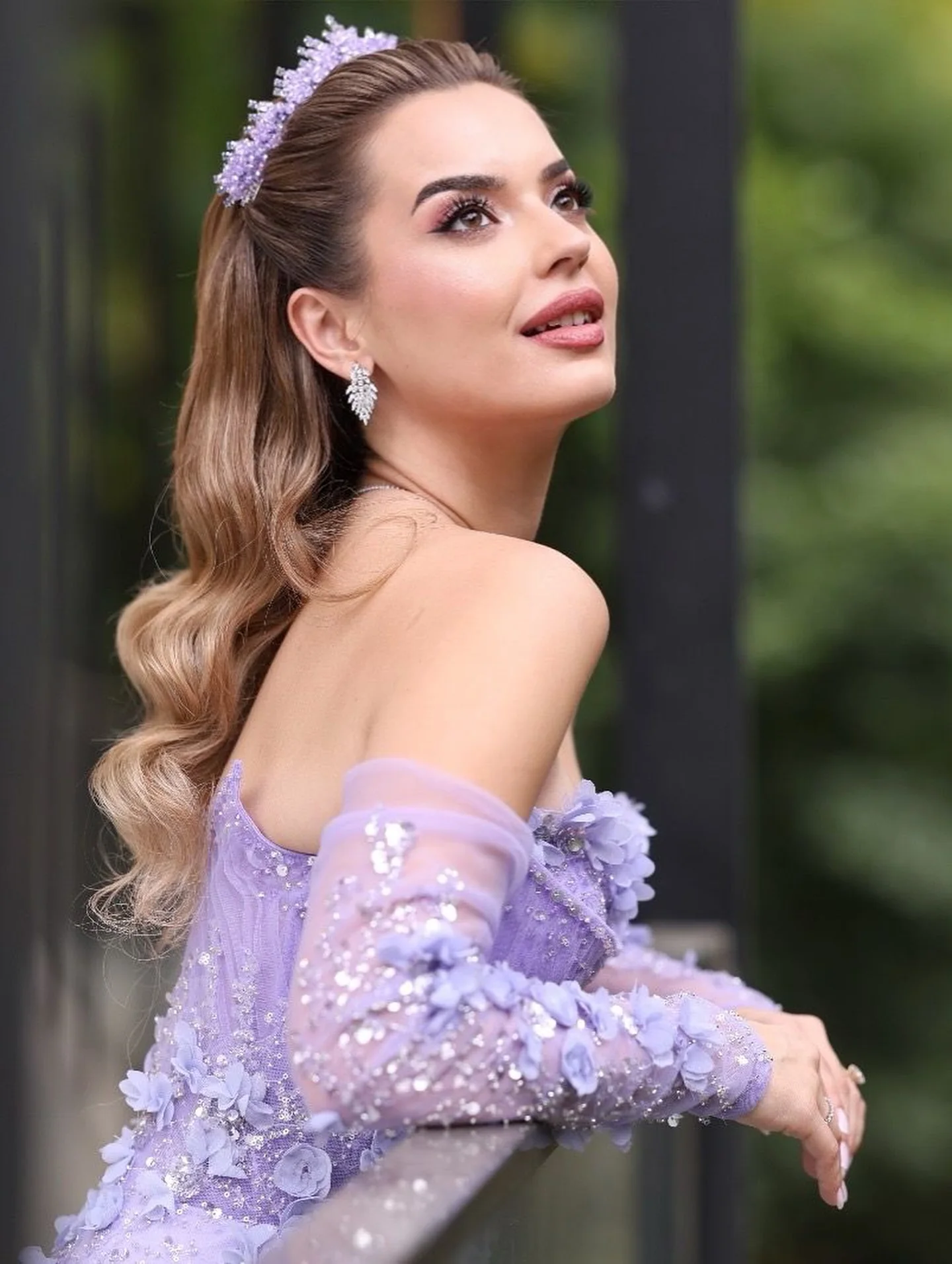 예쁜 비즈 레이스 아플리케 프롬 드레스 스트랩리스 꽃 레이스 메쉬 이브닝 파티 드레스 맞춤 제작 튤 파티 가운