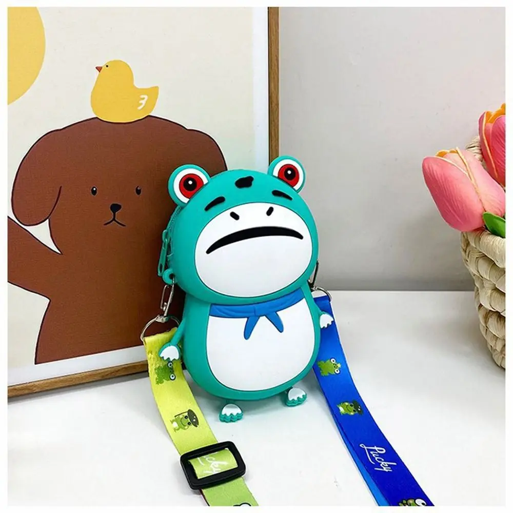 Sac à bandoulière grenouille en silicone de style coréen, streetwear décontracté, dessin animé animé, sac initié, porte-monnaie animal, extérieur