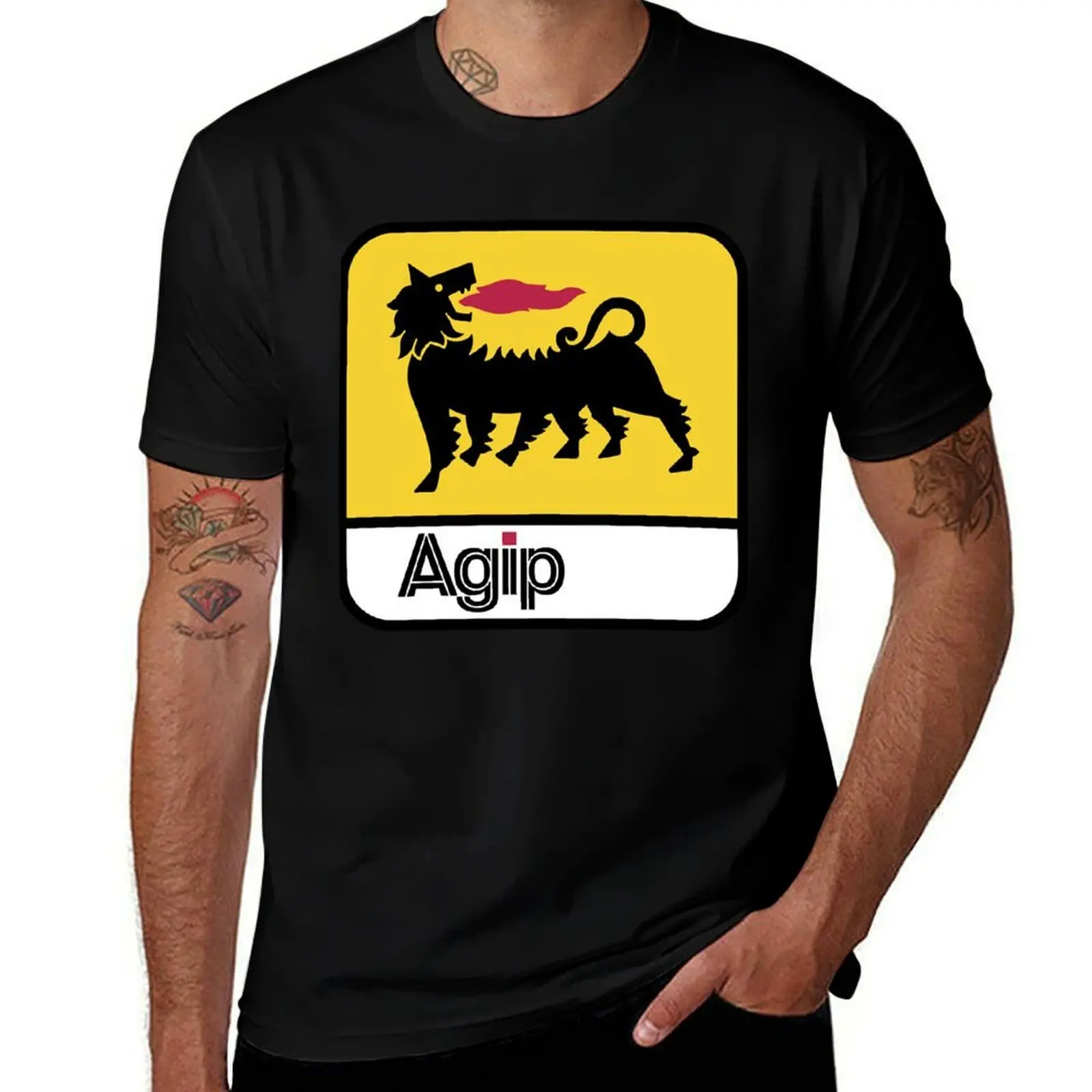 Футболка с логотипом Agip, больших размеров, однотонная.