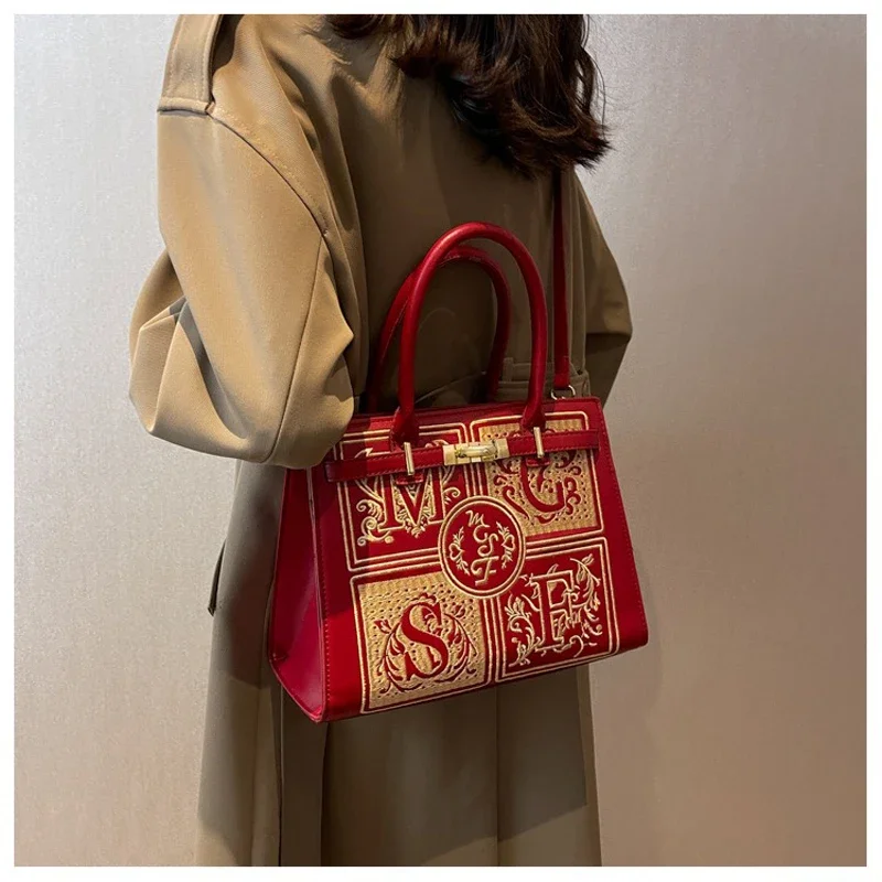 New light luxury high-end red handbag, large capacity tote bag, versatile single shoulder crossbody bag