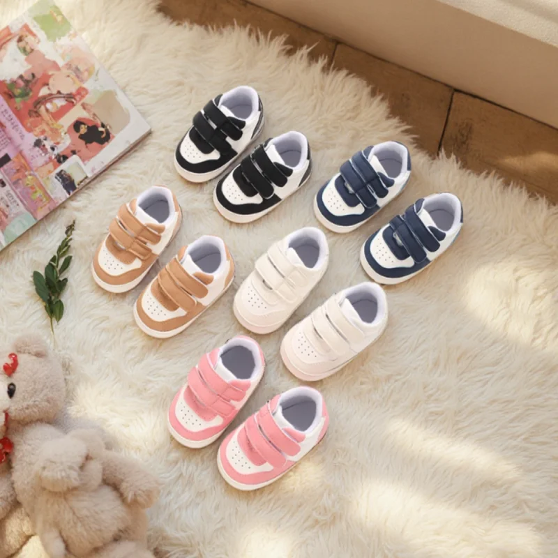 

Boys and Girls Panda Sports Shoes in Spring and Autumn Seasons Children's Fashion Sports Tablet Baby Shoes from 0 to 18 Months