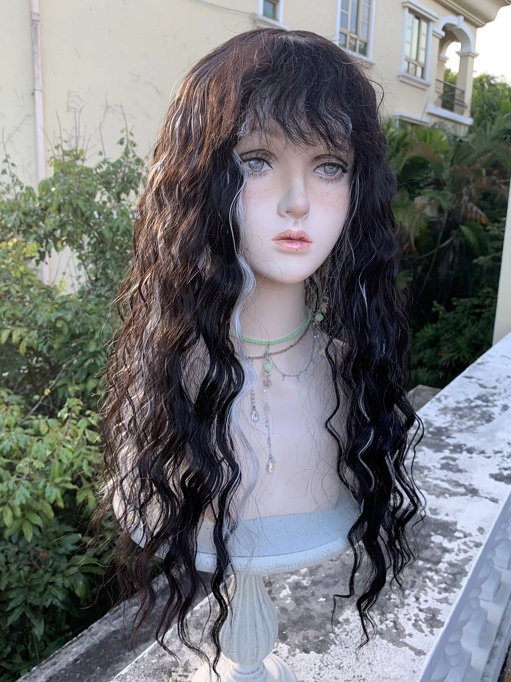 

Beautiful Curly Women's Wig Realistic Wigs