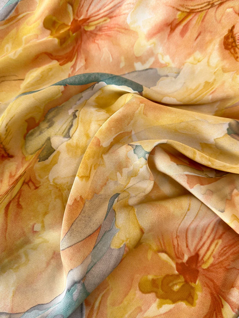 Gonna lunga senza maniche francese con stampa di lusso Temperamento Nuovo abito estivo in raso di seta Abito estivo da donna