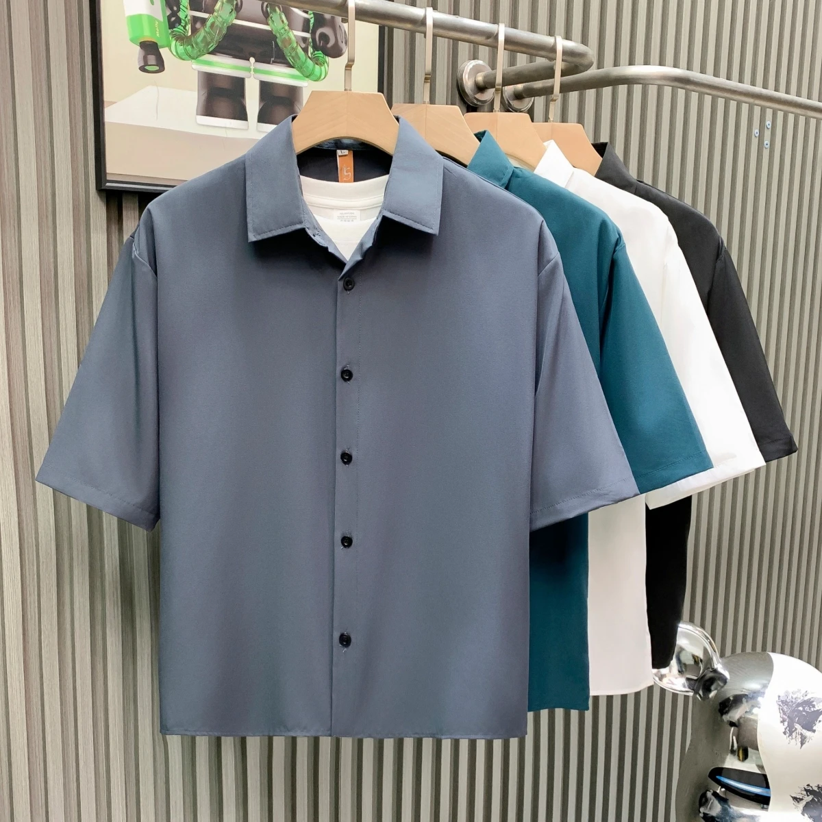 

Men's Summer Ice Silk Short Sleeve Shirt Drapey mid Sleeve Loose Color Business Casual Standard Fit Commute Shirt