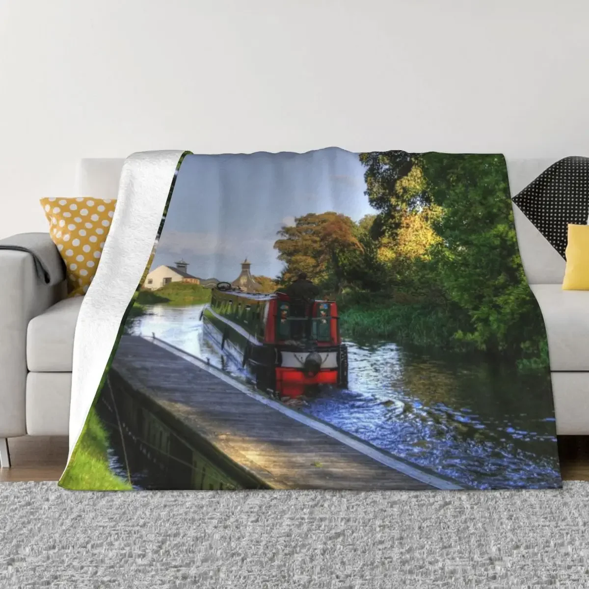 Narrow Boat at Strawberry Bank Throw Blanket Multi-Purpose Hairy Sofas Single Blankets