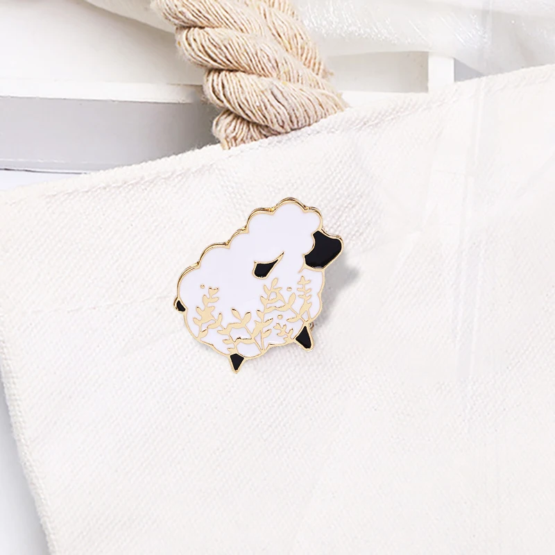 Cute Funny Animal Black Goat Pines for Kids Girls Custom Bag Lapel Brooch Fashion Jewelry Gifts Lovely Cartoon Sheep Enamel Pins