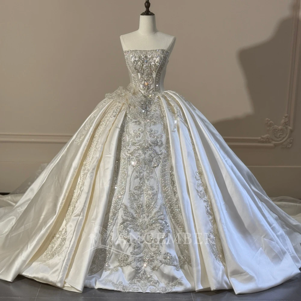 

Luxurious 2026 Princess Ball Gown Wedding Dresses Lace Pleat Strapless Bridal Gowns Chapel Train Customized Vestido De Noiva