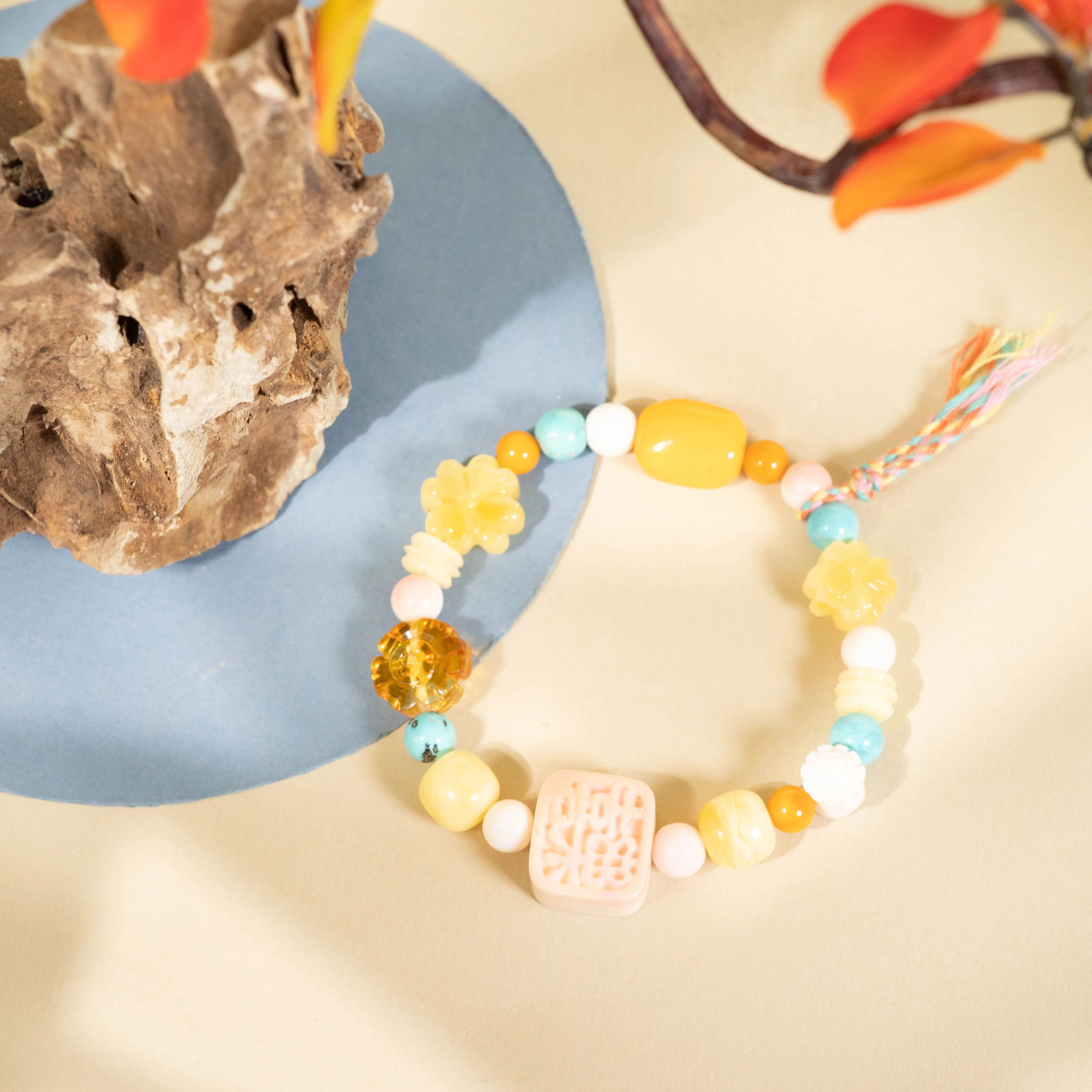 

Chinese style fashion bracelet literary simplicity, blessing joy temperament, versatile bracelet, exquisite and non-colliding st