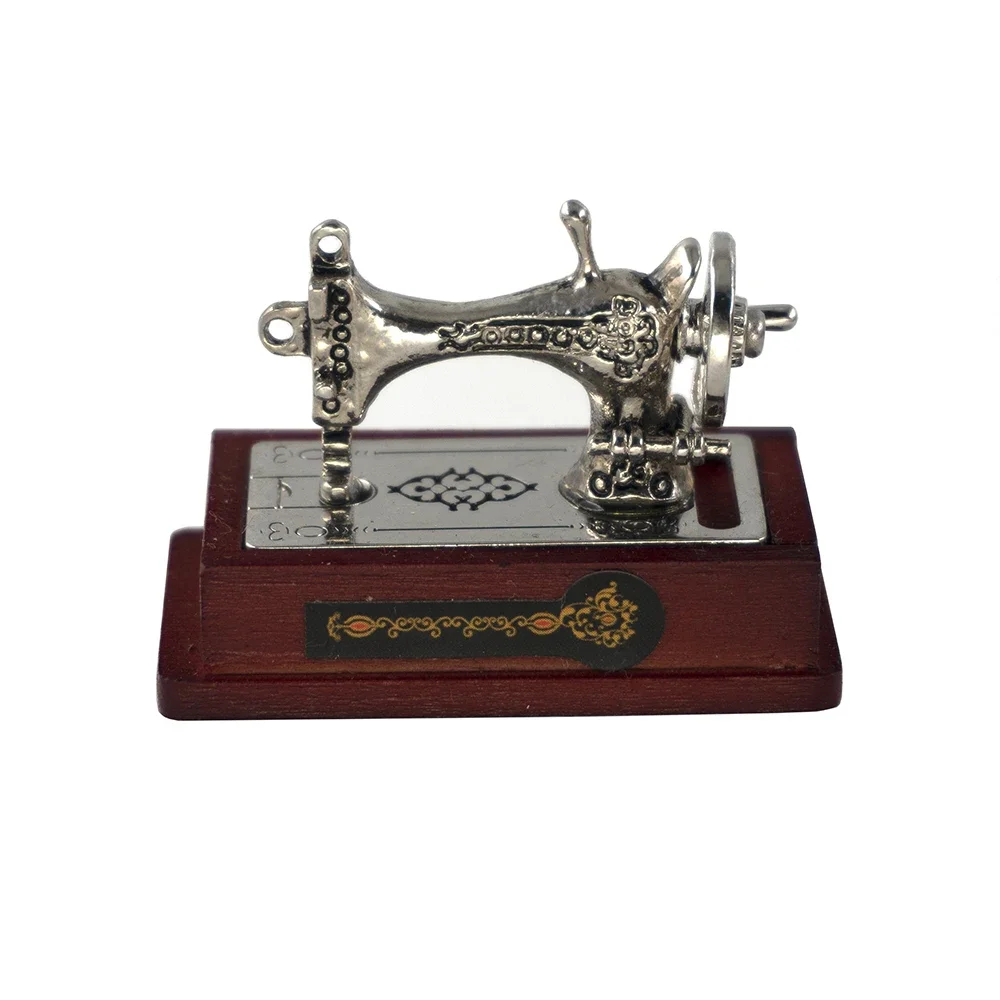 1/12 Dollhouse Accessories Mini Sewing Machine Miniature Buttons Thread Model Toys for Doll House Decoration ob11