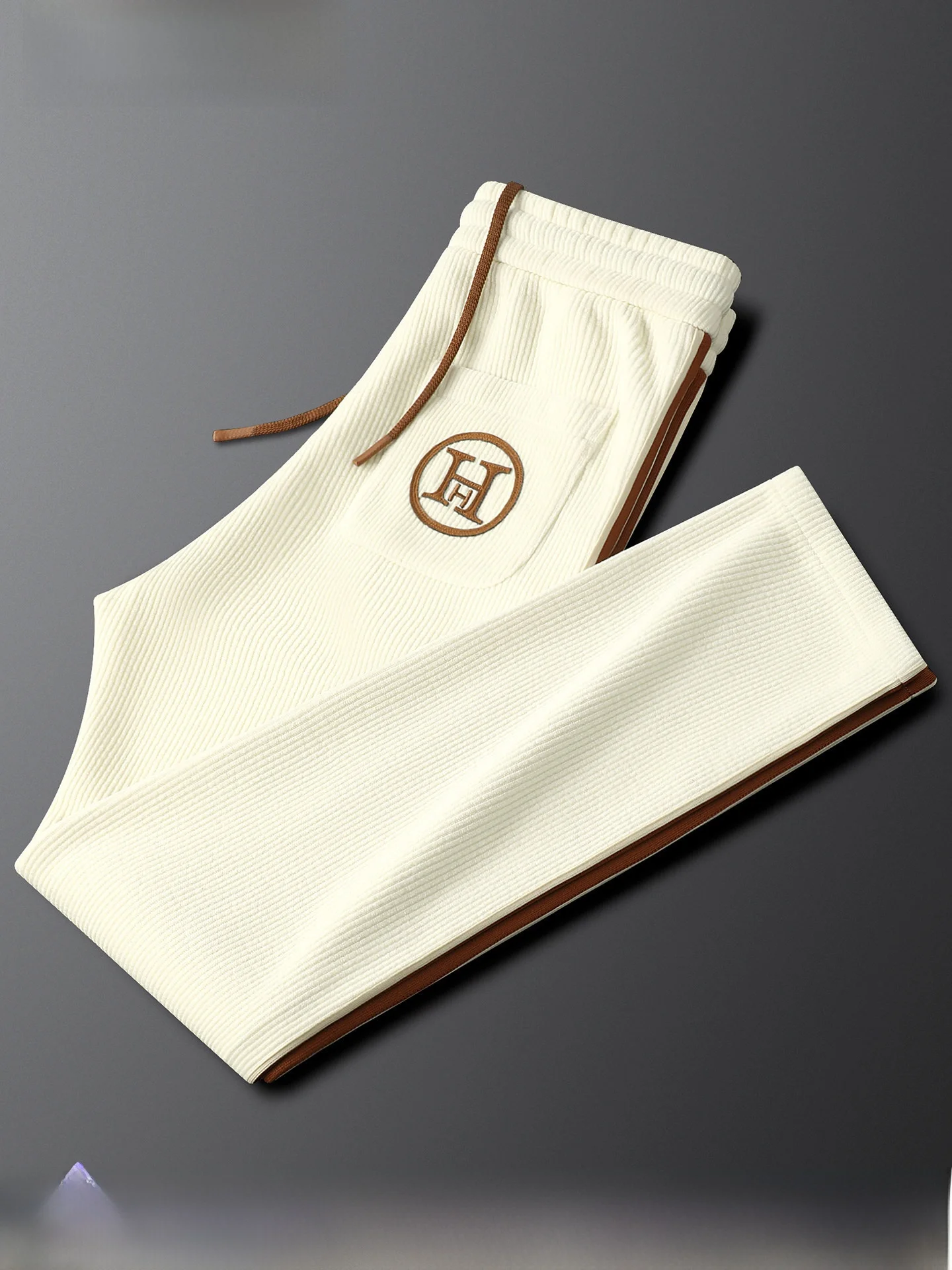 

Light Beige Striped Leisure Pants Men's Slim Fit Straight Leg Thi Elastic Waist Elastic Sport Sweatpants