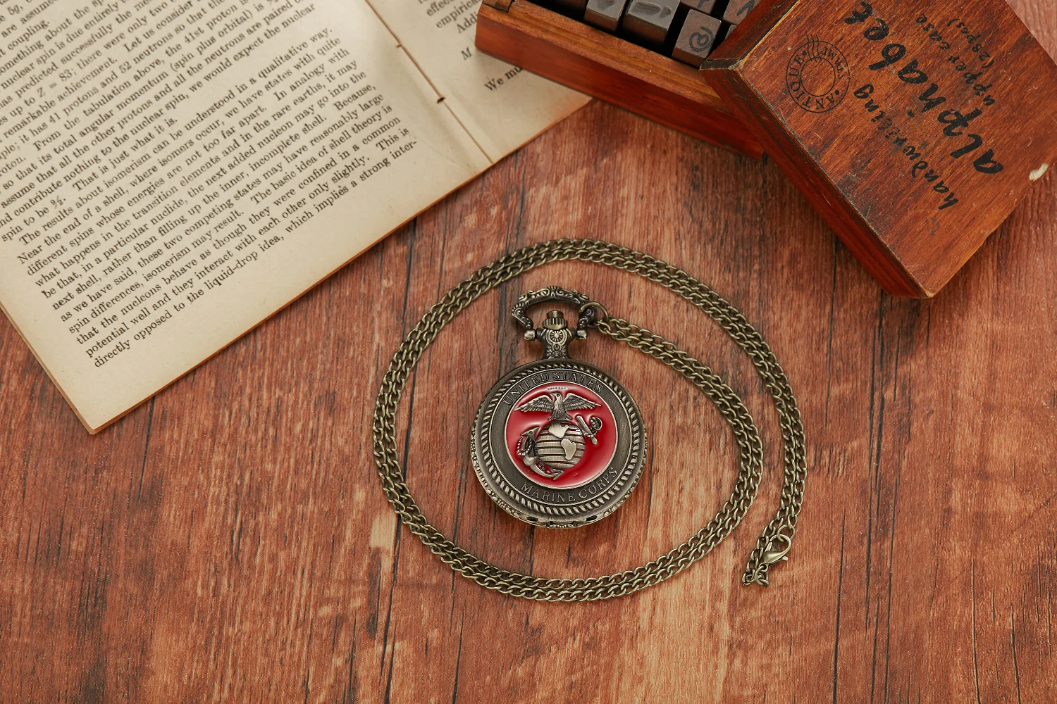 Vintage United State Marine Corps Theme Quartz Pocket Watch Fashion Red Souvenir Pendant Necklace Chain Military Watch Top Gifts