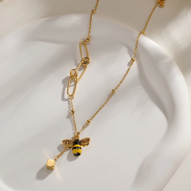 Stainless Steel Necklace Gold Color Insect Bee Charm Pendant Classic Gift Couple Jewelry For Women Wen