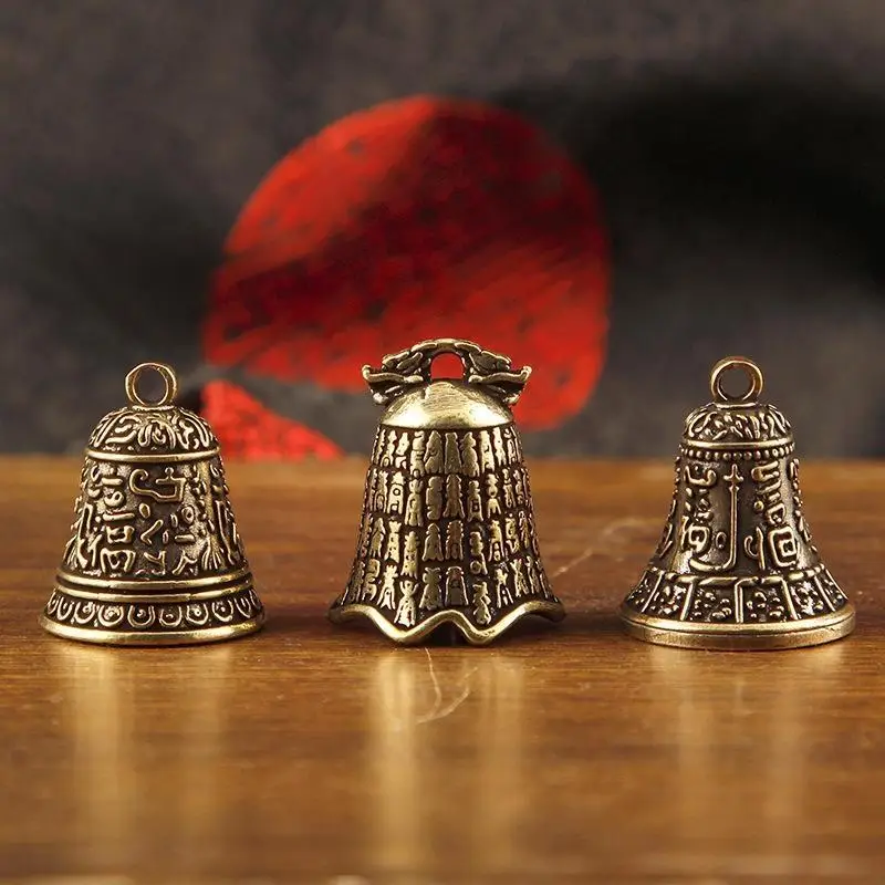 Weihnachtliche Bronzeglocke aus Messing, Handgefertigtes Druckguss-Windspiel, Kreative Heimdekoration, Feiertags-Party-Ornament, Geschenk – Detail 3