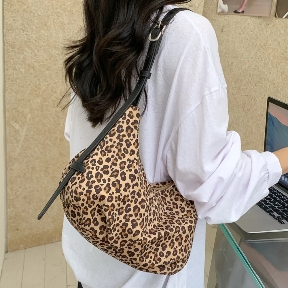 

Leopard print Women Axillary Bag vintage Women Handbags Nylon female hobos Shoulder messenger bags bolsa feminina totes