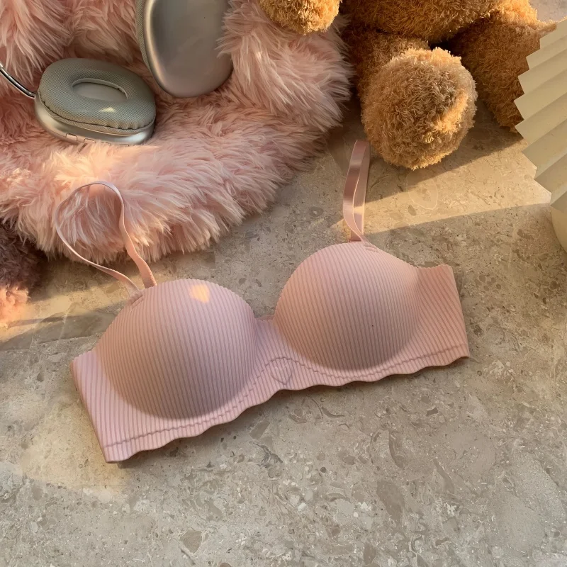Seamless Push Up Bra Image 13