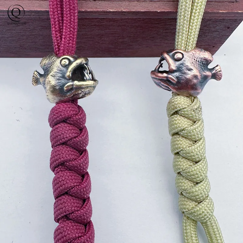 Retro Brass Fierce piranha Knife Pendants EDC Outdoor Products DIY Paracord Beads Copper Fish Umbrella Rope Hangings Keyring