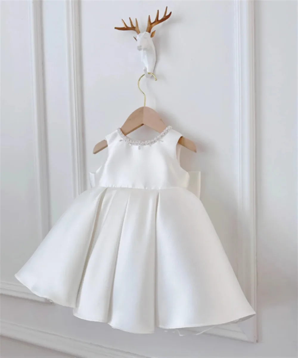 Elegancka sukienka dla dziewczynki na wesele, perłowa satynowa sukienka bez rękawów z kokardą, vintage peleryna, sukienka księżniczki na przyjęcie urodzinowe, chrzest.
